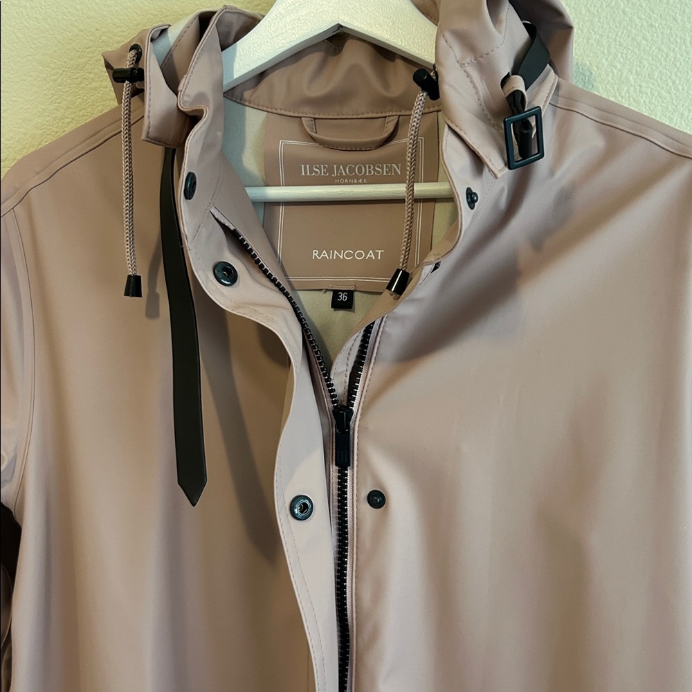IlseJacobsen Hooded Raincoat Color: Adobe Rose - Picture 9 of 16